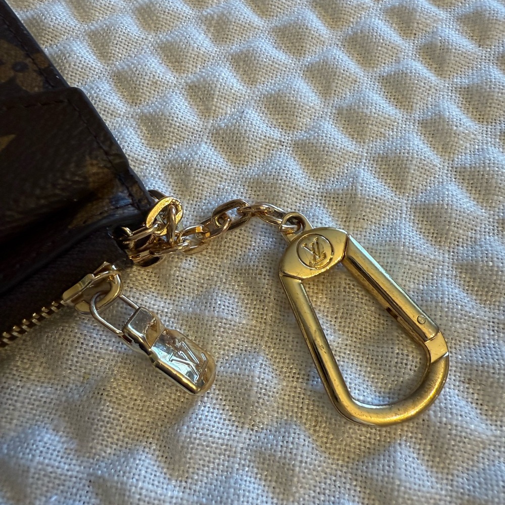Louis Vuitton Recto Versa Wallet - Picture 6 of 7